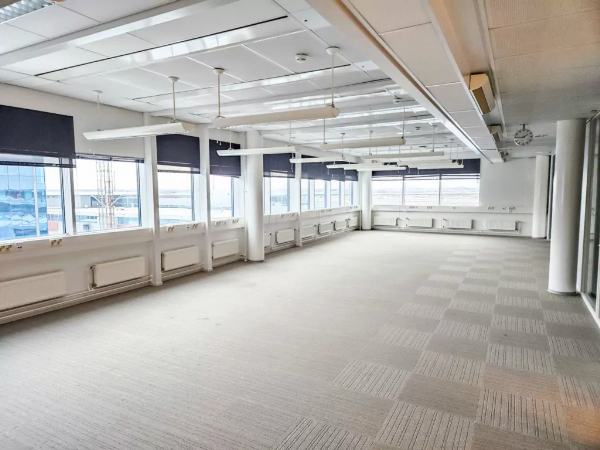 Lentäjäntie 1, Vantaa, 346 m² toimisto