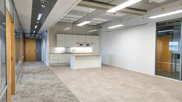 Rahtitie 3, Vantaa, 585 m&sup2; toimisto