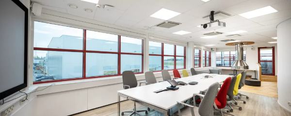 Tullimiehentie 10, Vantaa, 745 m&sup2; toimisto