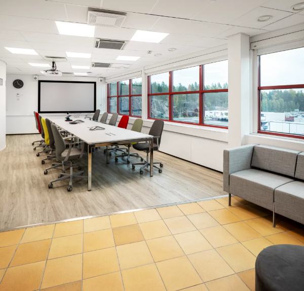 Tullimiehentie 10, Vantaa, 745 m&sup2; toimisto