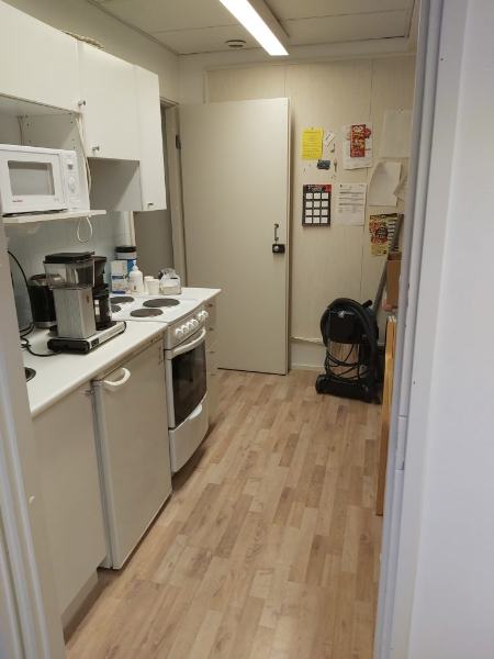 Sinikalliontie 12, Espoo, 279 m² toimisto