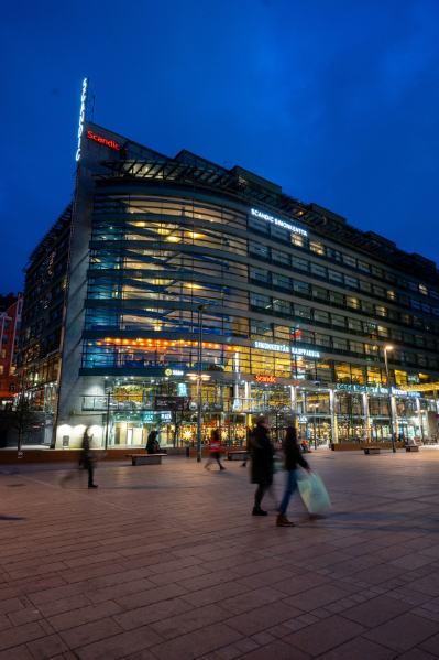 Simonkatu 9, Helsinki, 425 m&sup2; liiketila