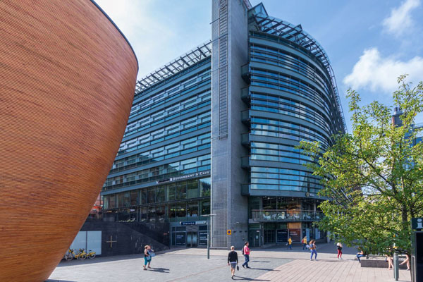 Simonkatu 9, Helsinki, 425 m&sup2; liiketila