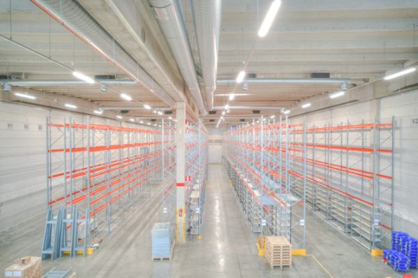 Juvan Teollisuuskatu 25, Espoo, 1716 m&sup2; varasto