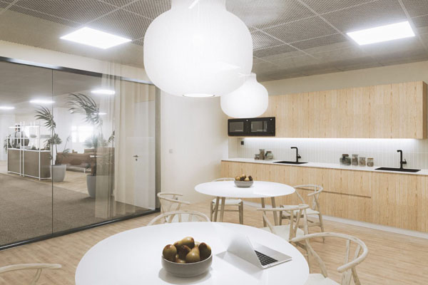 Koskelontie 13, Espoo, 9039 m² varasto, tuotanto