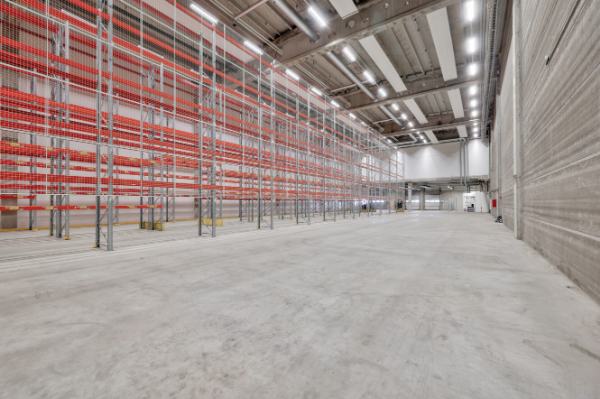 Tiilenlyöjänkuja 9, Vantaa, 1948 m² varasto