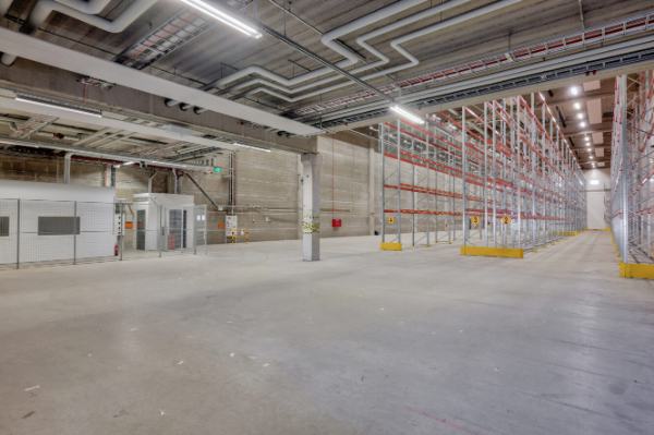 Tiilenlyöjänkuja 9, Vantaa, 1948 m² varasto