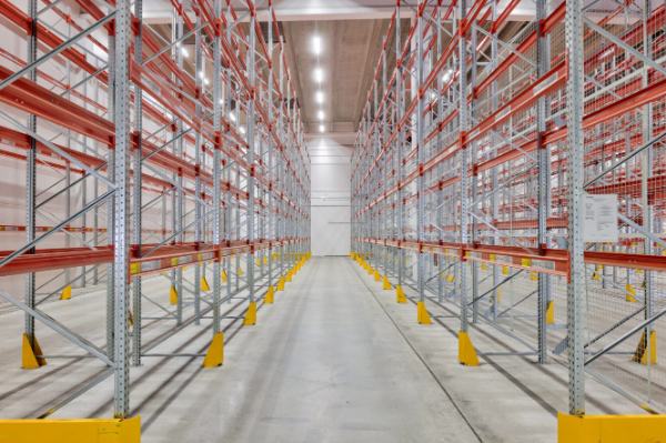 Tiilitie 6, Vantaa, 2878 m&sup2; varasto, toimisto