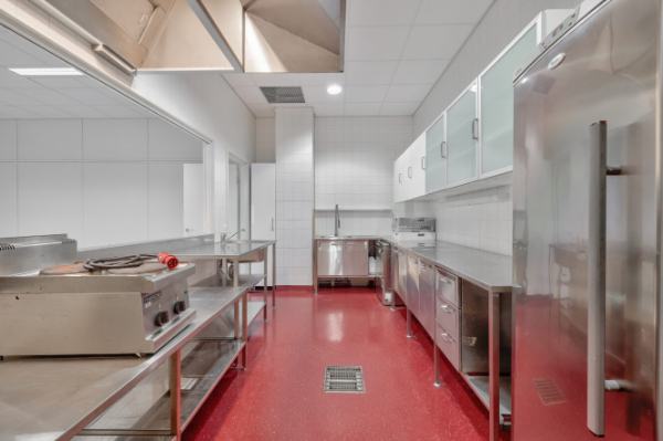 Tiilitie 6, Vantaa, 2878 m&sup2; varasto, toimisto