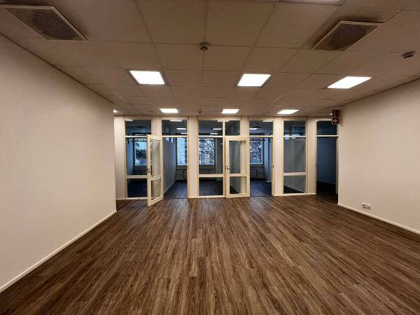 Koivuvaarankuja 2, Vantaa, 305 m&sup2; toimisto, varasto