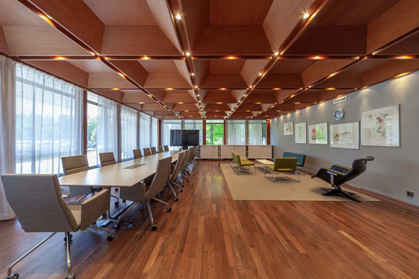 Koivuvaarankuja 2, Vantaa, 8632 m&sup2; tuotanto, varasto, toimisto