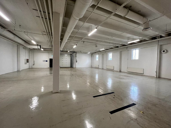 Sähkötie 8, Vantaa, 848 m² varasto, toimisto