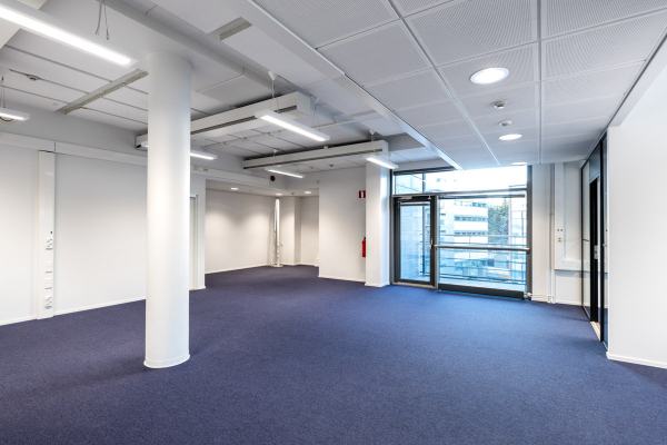 Linnoitustie 2 A, Espoo, 99 m&sup2; toimisto