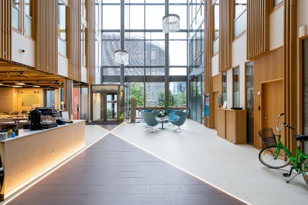 &Auml;yritie 18, Vantaa, 339 m&sup2; toimisto