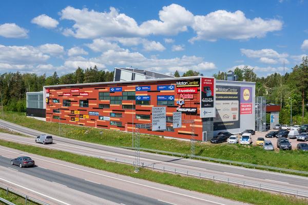 Sillankorva 15, Espoo, 331 m&sup2; liiketila, autotalli/-halli, varasto