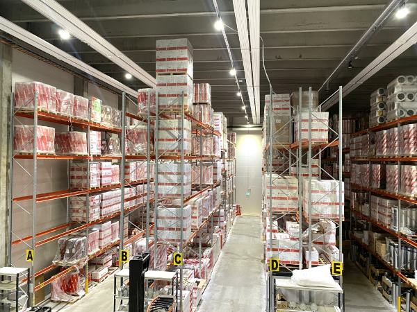 Uutistie 7, Vantaa, 1984 m² varasto, liiketila