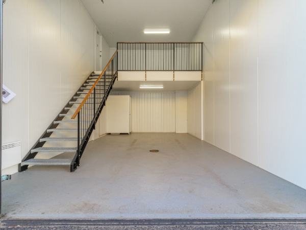 T&ouml;lkkim&auml;enkuja 3, H&auml;meenlinna, 51 m&sup2; varasto, ty&ouml;tila, autotalli/-halli