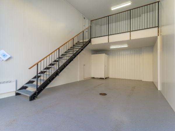 T&ouml;lkkim&auml;enkuja 3, H&auml;meenlinna, 51 m&sup2; varasto, ty&ouml;tila, autotalli/-halli