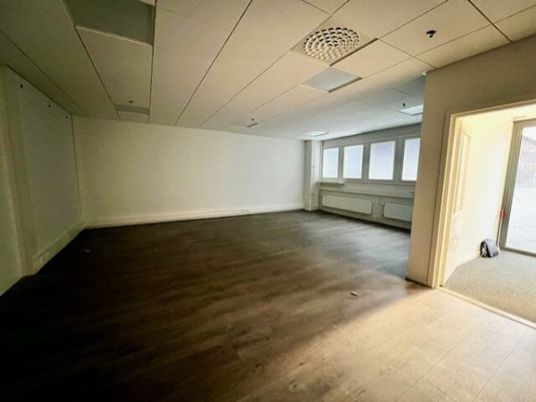 Valokaari 8, Helsinki, 1568 m² varasto, tuotanto