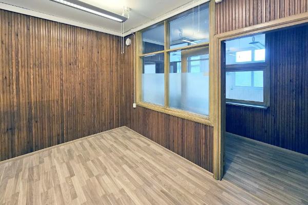 Valokaari 10, Helsinki, 398 m² toimisto, varasto