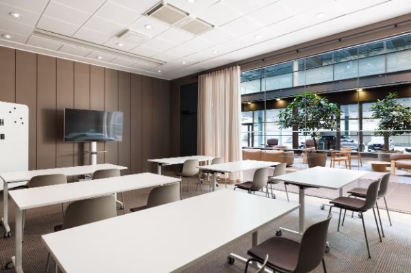 Linnoitustie 9, Espoo, 1333 m² toimisto