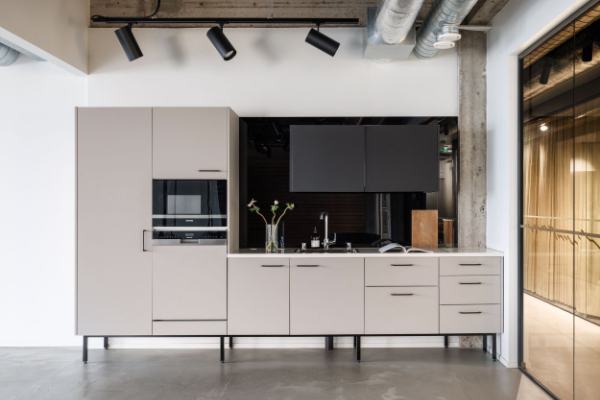 H&auml;meentie 19, Helsinki, 150 m&sup2; toimisto