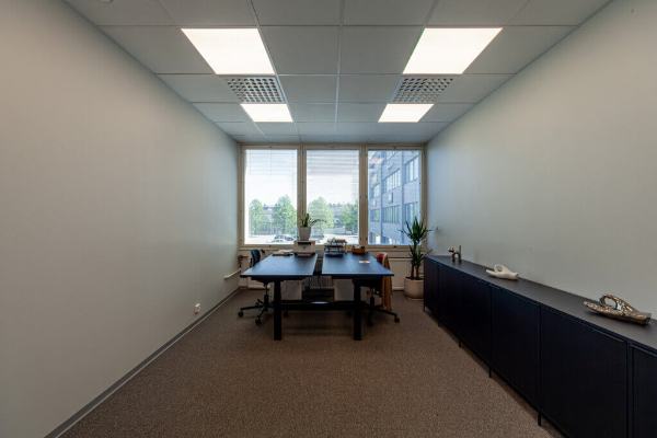 Koivuvaarankuja 2, Vantaa, 594 m&sup2; tuotanto, varasto, toimisto