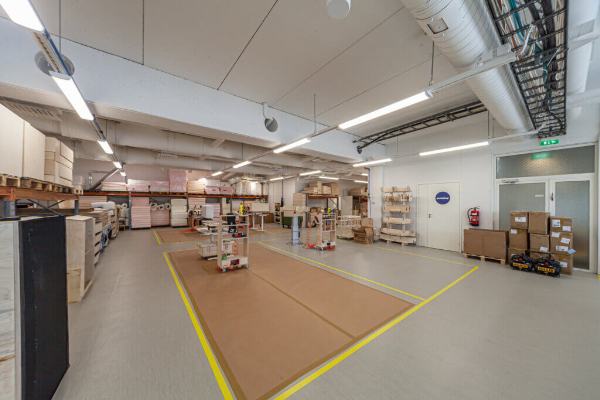 Koivuvaarankuja 2, Vantaa, 594 m&sup2; tuotanto, varasto, toimisto