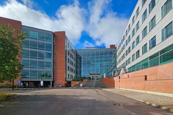 Tekniikantie 14, Espoo, 28 m&sup2; toimisto