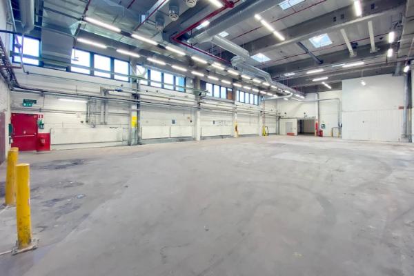 Pieni teollisuuskatu 2, Espoo, 4089 m² tuotanto, varasto, toimisto