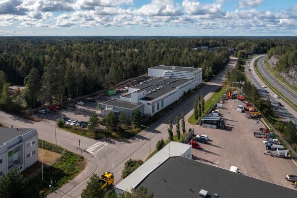 Lanttikatu 1, Espoo, 1735 m&sup2; varasto, ty&ouml;tila, toimisto