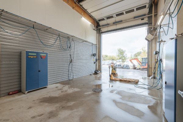 Juvankartanontie 15, Espoo, 1948 m&sup2; tuotanto, varasto, toimisto