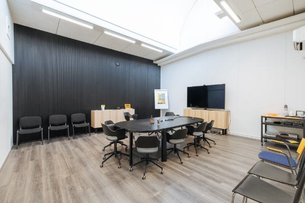 Juvankartanontie 15, Espoo, 1948 m&sup2; tuotanto, varasto, toimisto