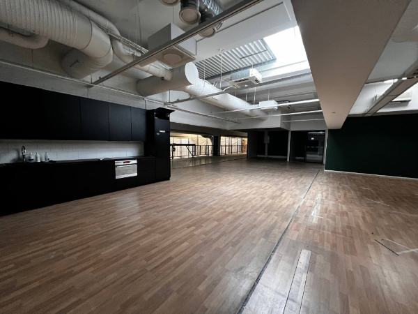 Ruosilantie 14, Helsinki, 2223 m&sup2; tuotanto, varasto, toimisto