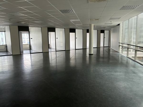 Robert Huberin tie 3b, Vantaa, 899 m&sup2; toimisto
