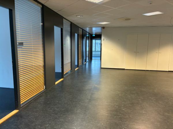 Robert Huberin tie 3b, Vantaa, 468 m&sup2; toimisto