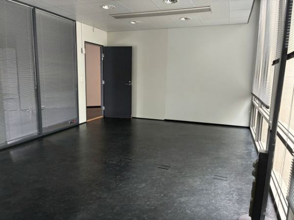 Robert Huberin tie 3b, Vantaa, 431 m&sup2; toimisto