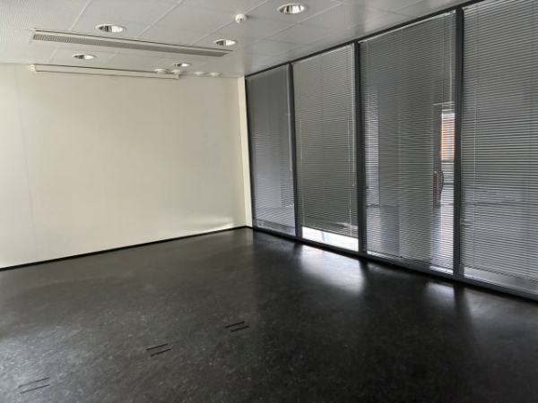 Robert Huberin tie 3b, Vantaa, 431 m&sup2; toimisto