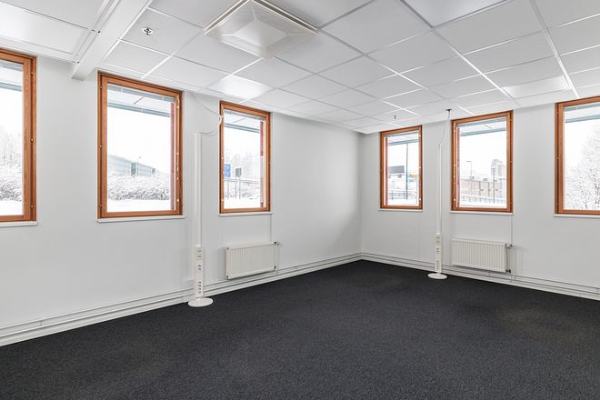 Lars Sonckin kaari 16, Espoo, 332 m&sup2; toimisto