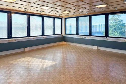 Valokaari 10, Helsinki, 78 m&sup2; toimisto