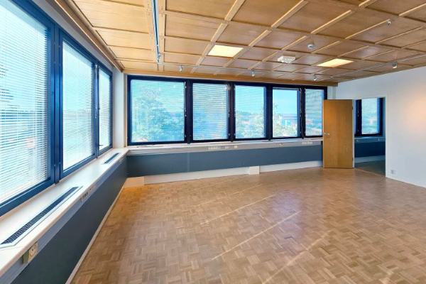 Valokaari 10, Helsinki, 78 m&sup2; toimisto