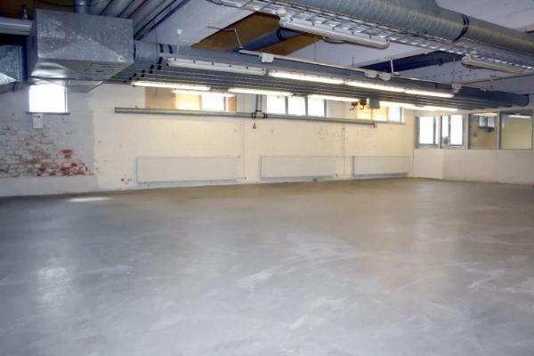 Valokaari 10, Helsinki, 141 m&sup2; varasto, tuotanto